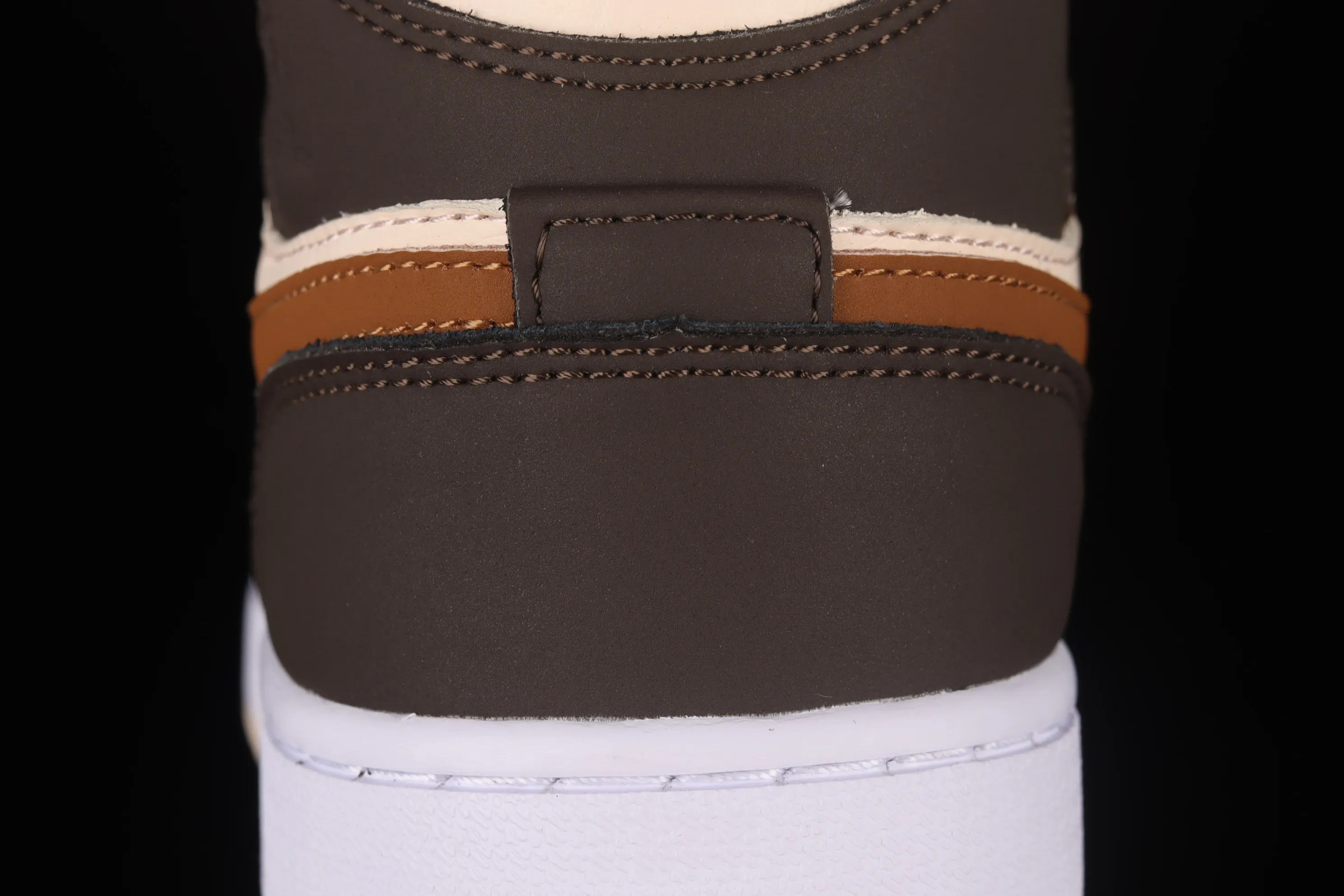 All categories Air Jordan Jordan series basketball shoes Air Jordan 1 Mid Z version Air Jordan 1 Mid AJ1 Joe 1 meter brown mid-top retro basketball shoes DO6699-200